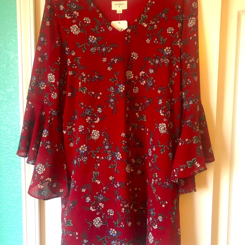 New with tag & perfect for fall!
